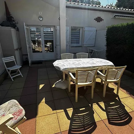 Pavillon à 100m De La Avec Piscine, Parking Privé, Pour 4 Pers. à La Grière, Sur - Fr-1-357-12 *